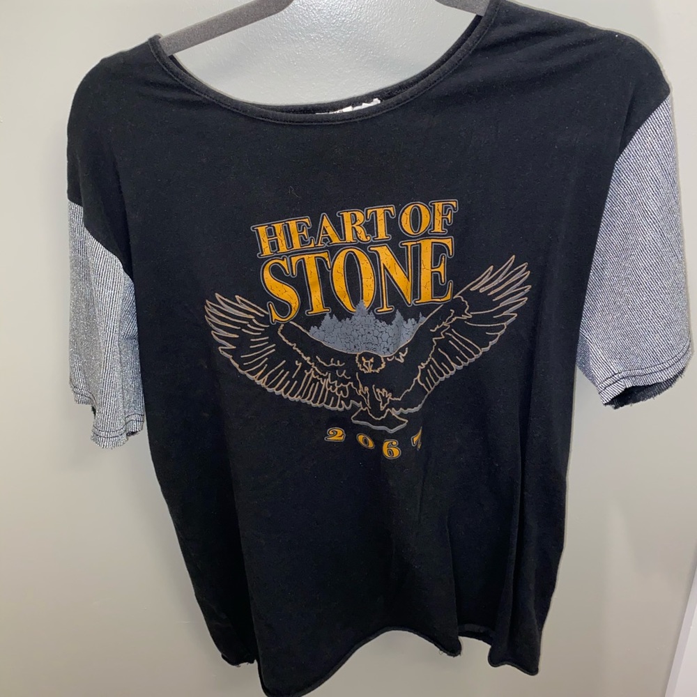 some days lovin graphic tee